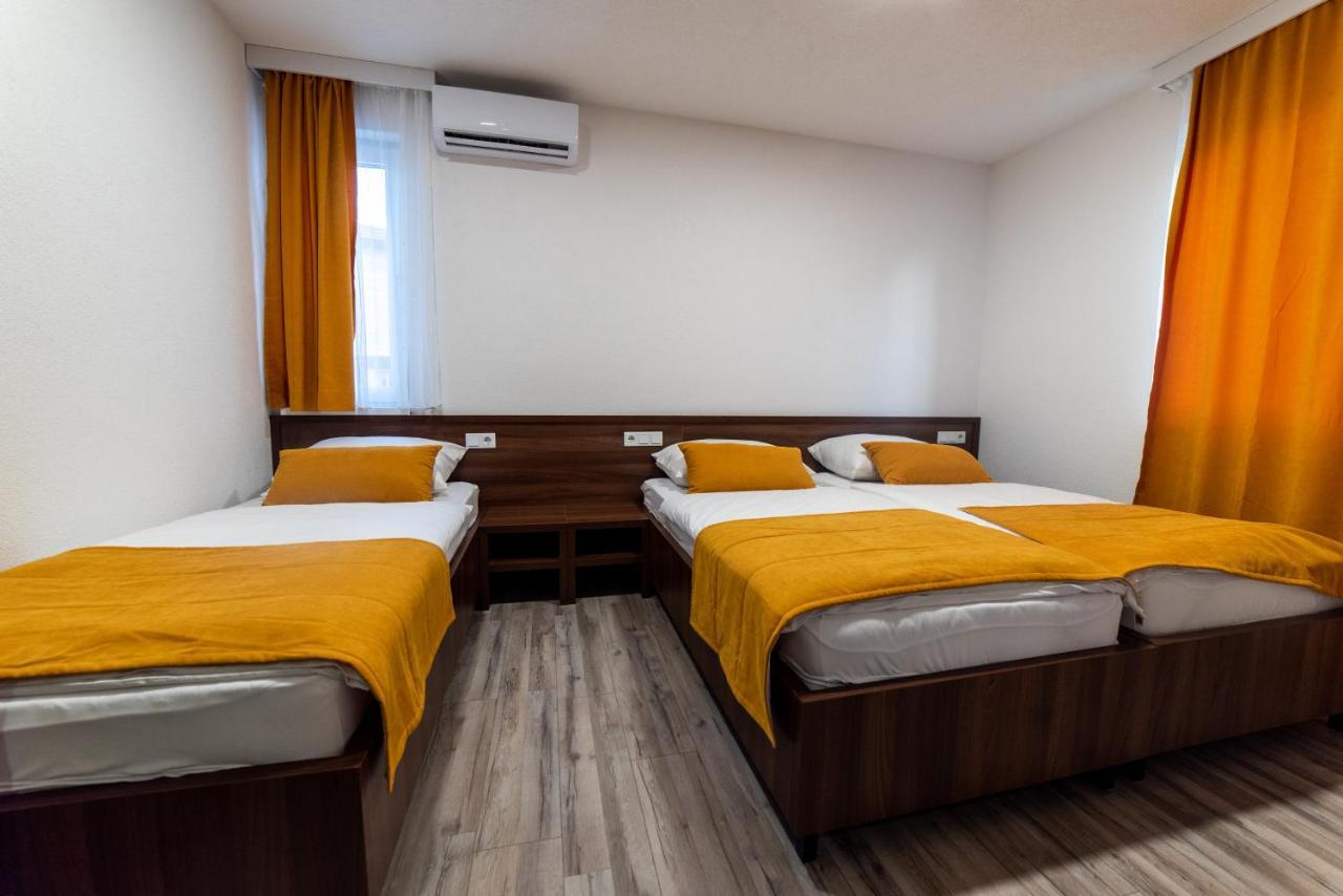 Apartments And Rooms Villa Majestic Bihać Zewnętrze zdjęcie