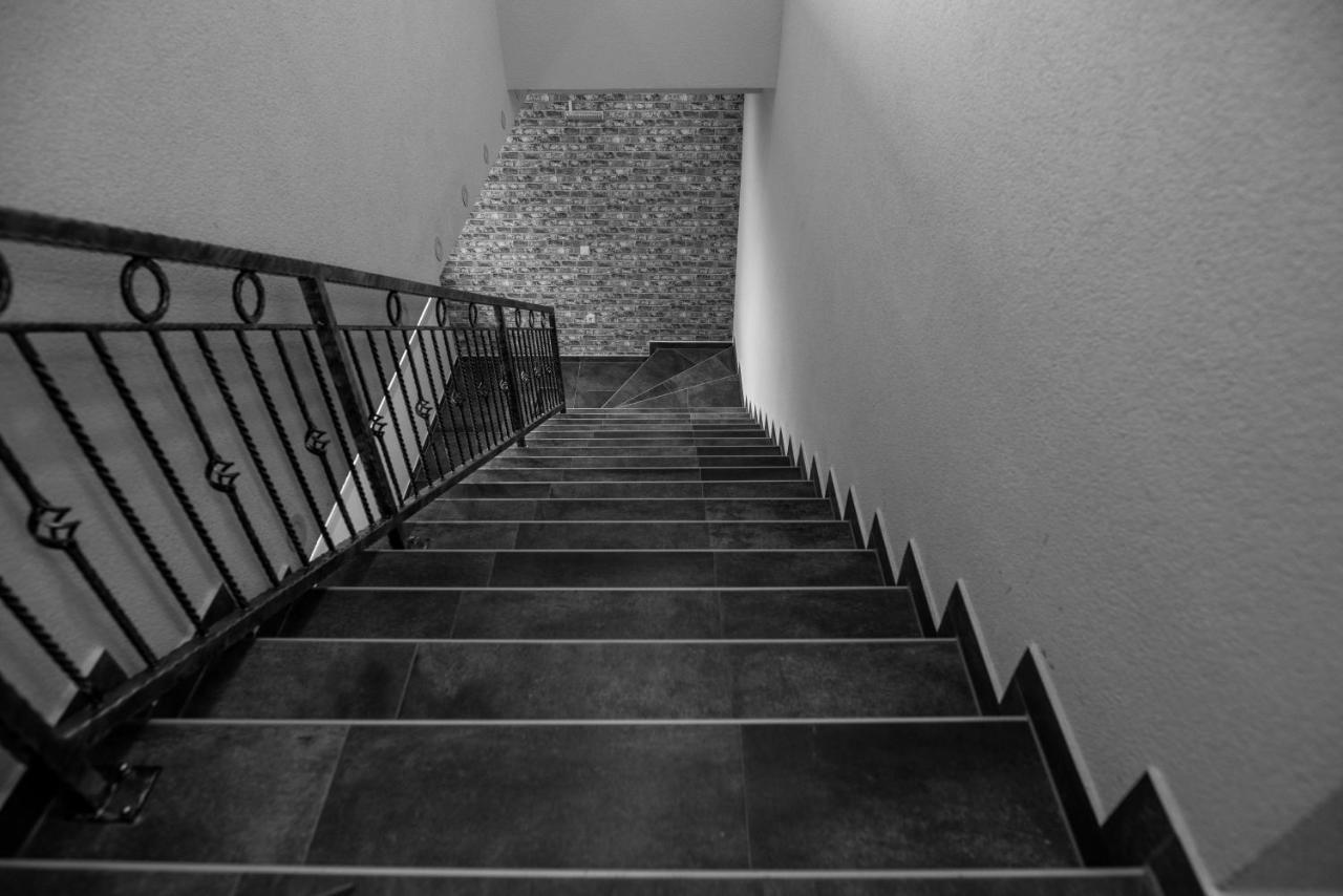 Apartments And Rooms Villa Majestic Bihać Zewnętrze zdjęcie
