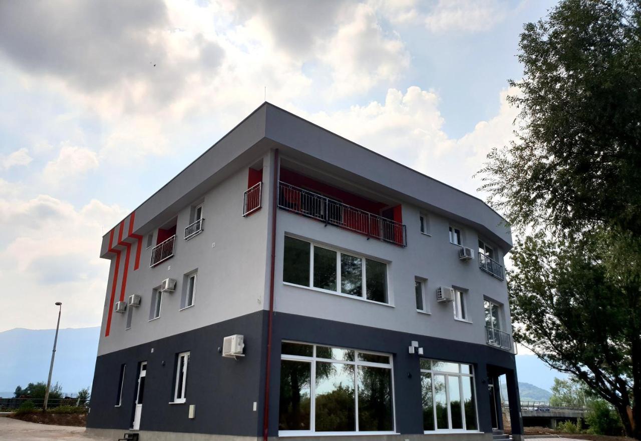 Apartments And Rooms Villa Majestic Bihać Zewnętrze zdjęcie